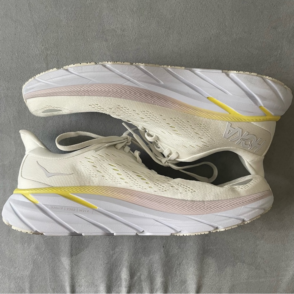 Women's HOKA Clifton 8 | 9.5